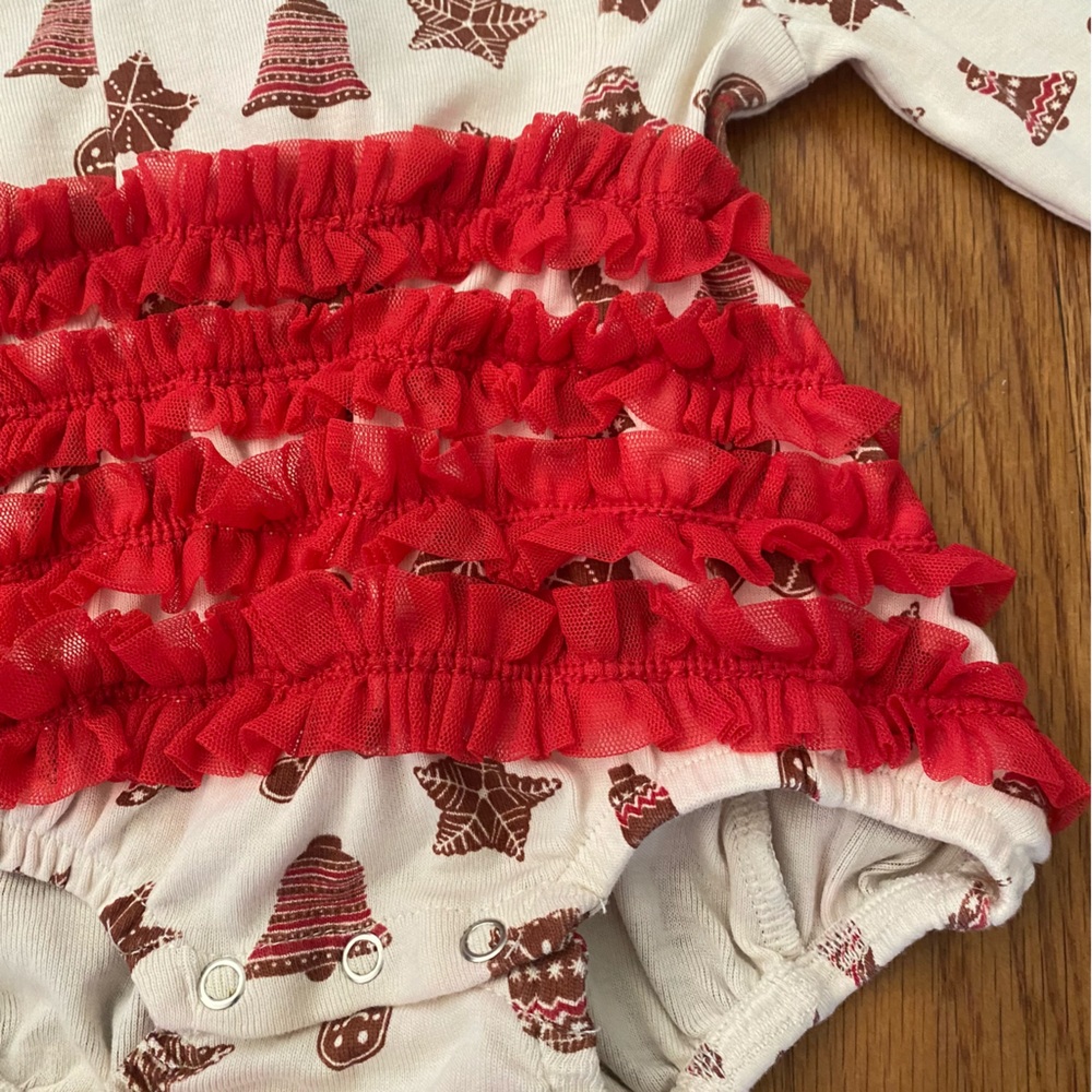 Kate Quinn Smocked and Tulle Baby Holidays Rompers - Picture 6 of 8